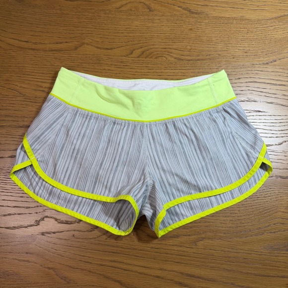 Lululemon Pants - Lululemon Run Speed Up Shorts Wee Are From Space Silver Spoon Print Size 4